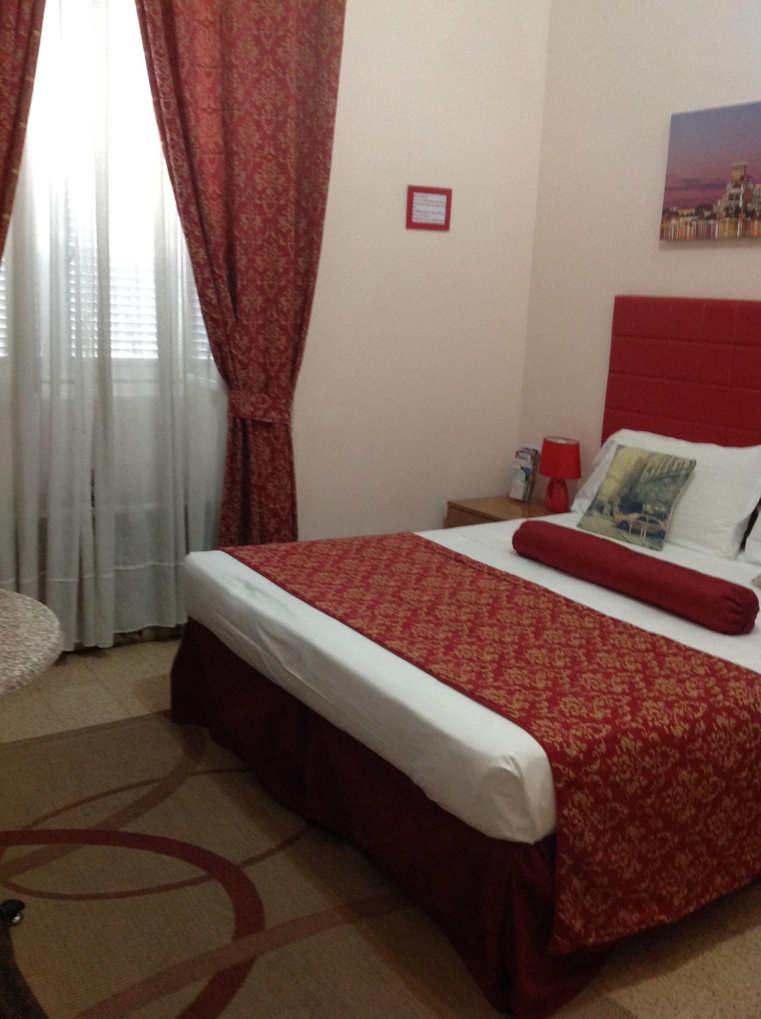 Guest House Meret Roma Esterno foto