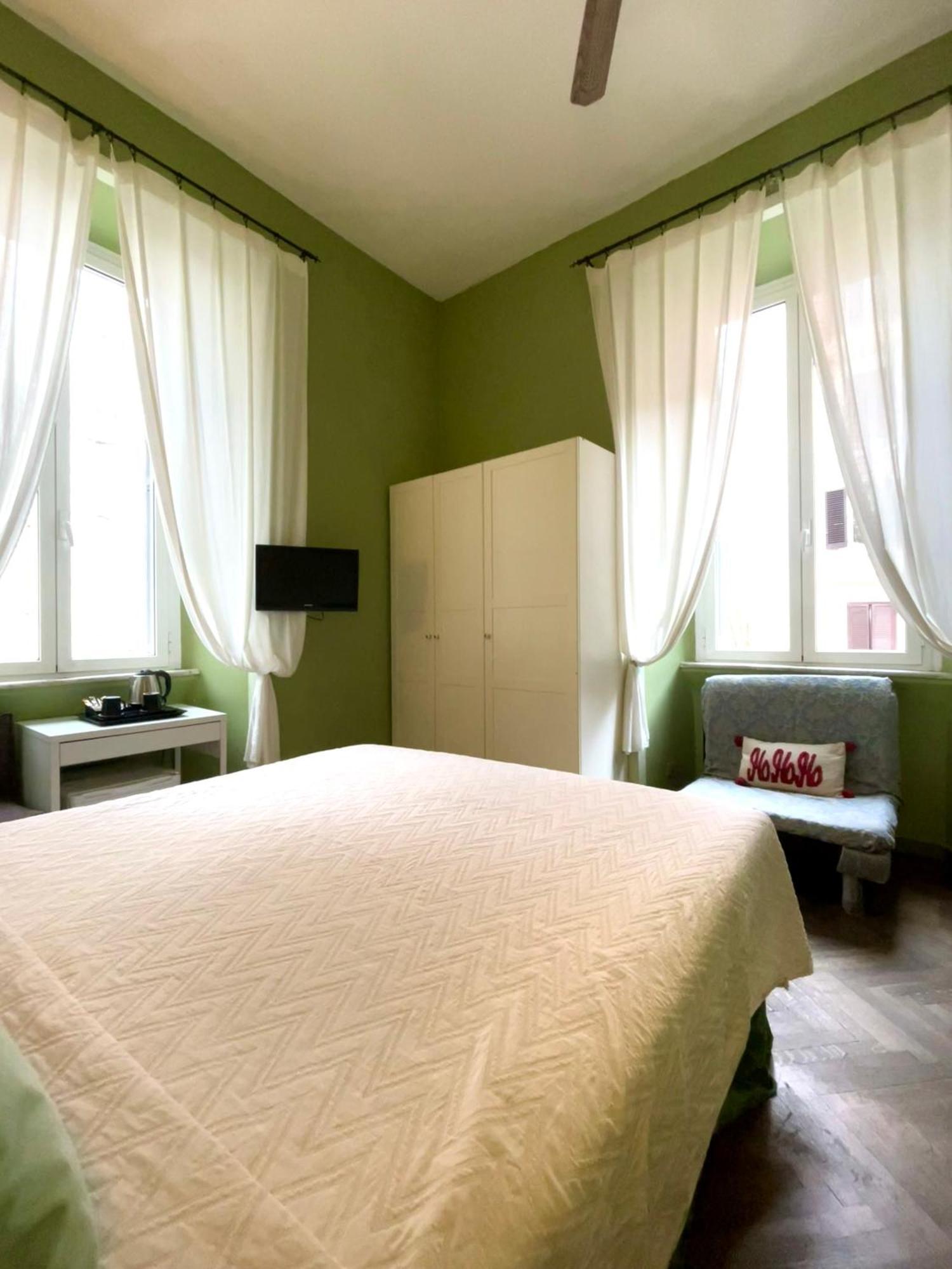 Guest House Meret Roma Esterno foto