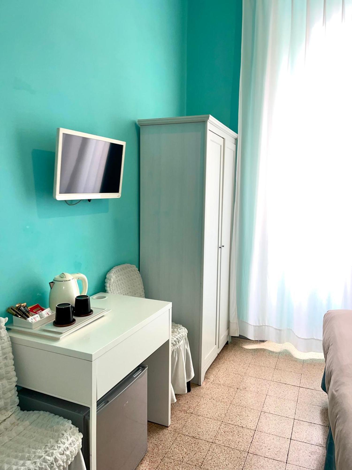 Guest House Meret Roma Esterno foto
