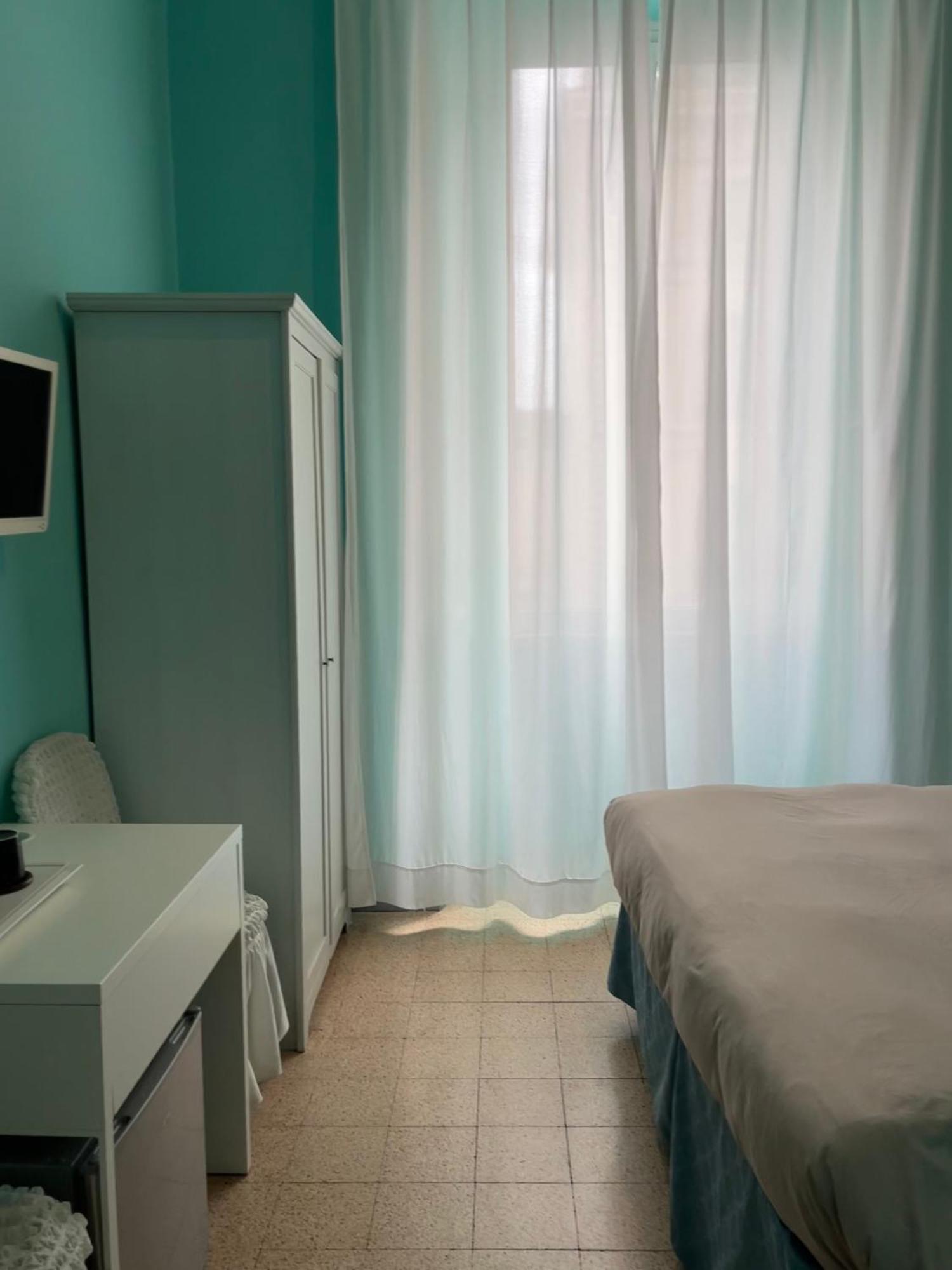 Guest House Meret Roma Esterno foto